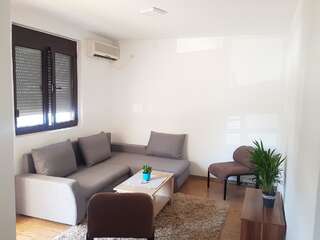 Апартаменты Sunny coast Зеленика Апартаменты - 1-й этаж-5
